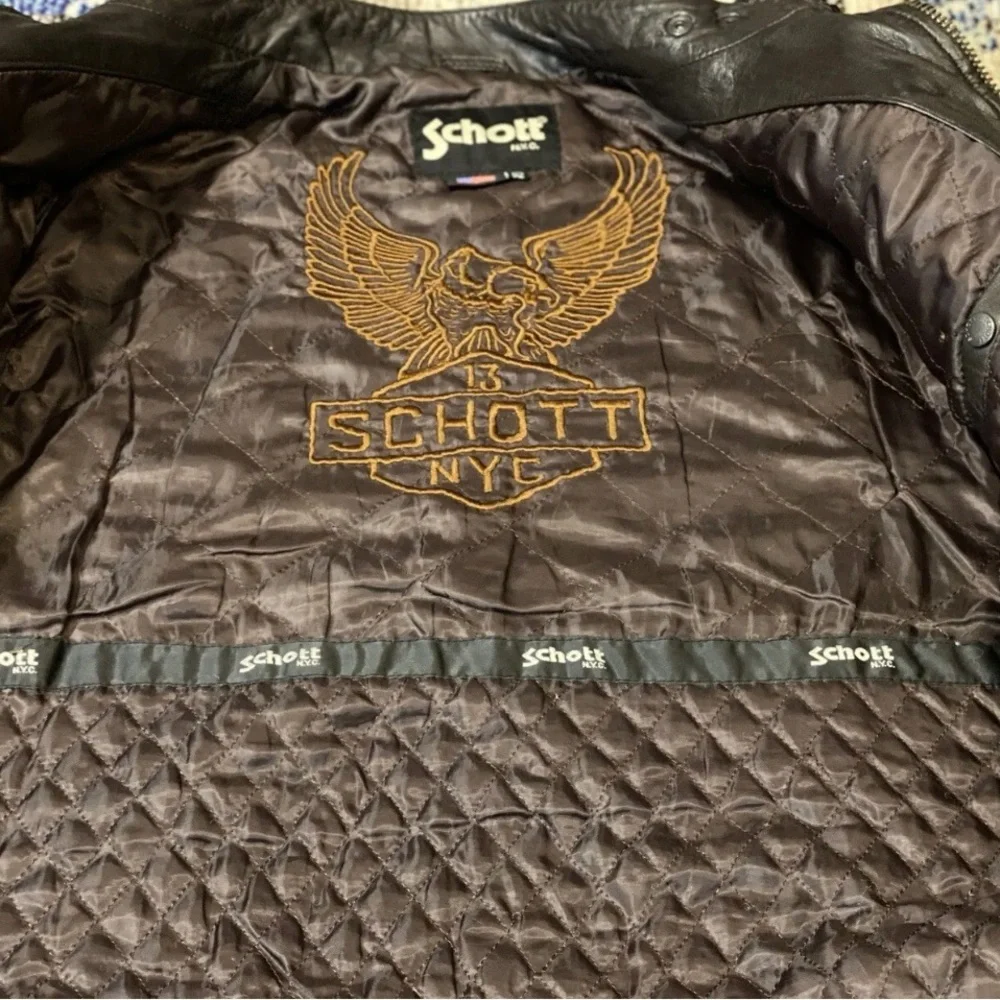 Schott nyc leather jacket. Very soft comfortable and stylish - Picture 6 of 9